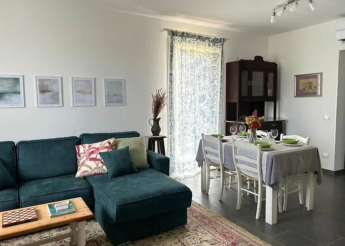 Lägenhet La Casa Negli Ulivi, Con Piscina *